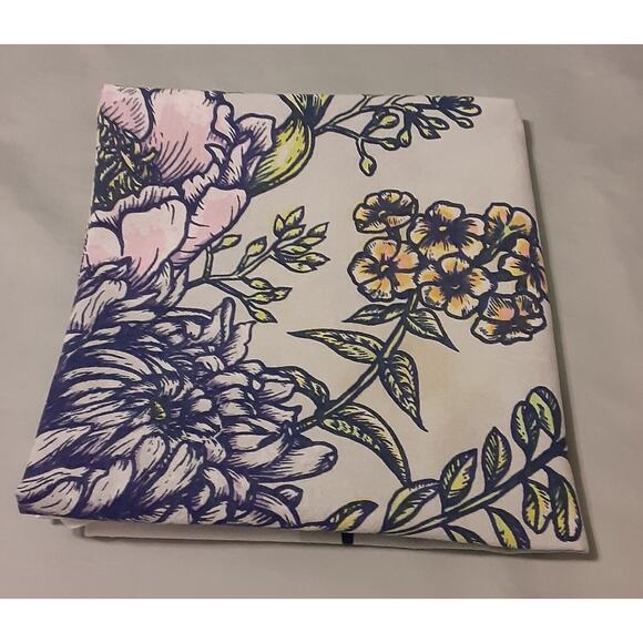 Earthbound Trading co Tablecloth/ Topper Note Floral 100% Cotton - Picture 1 of 11